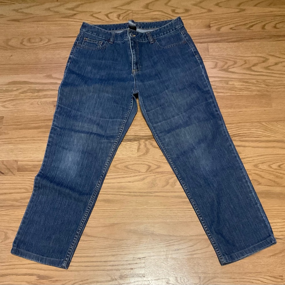 Women’s Petite Liz Claiborne Classic Blue Denim Jeans. Cotton Spandex